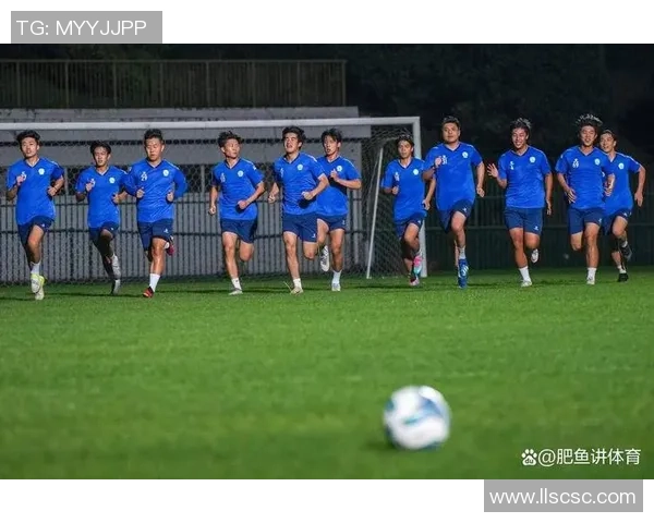 任加足球球星的传奇之路：从草根到世界舞台的崛起与荣耀